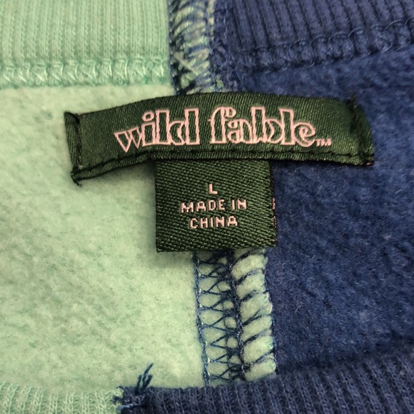Cute Wild Fable sweatshirt - Picture 4 of 4
